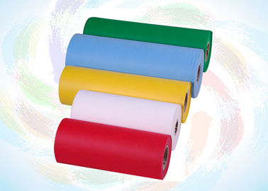 Daur ulang Colorful PP Spunbond Non Woven Fabric Rolls Bahan Waterproofing