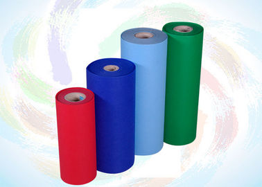 Waterproof 100% Polypropylene Spunbond Non Woven Fabric Anti Selipkan Rolls Putih / Merah / Hijau
