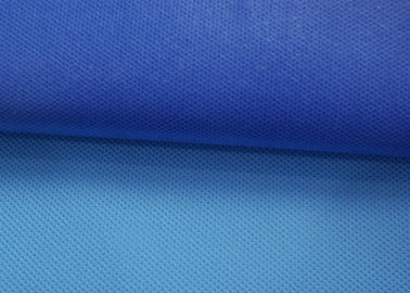 Berwarna PP Spunbond Anti Selipkan Nonwoven Fabric untuk Kemasan atau Furniture industri