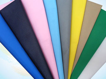 100% Polypropylene PP Spunbond Nonwoven Fabric untuk Furniture / Kemasan dan Medis
