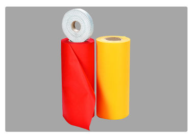 Merah / krem ​​/ biru gulungan besar PP kain bukan tenunan spunbond untuk bahan pengepakan